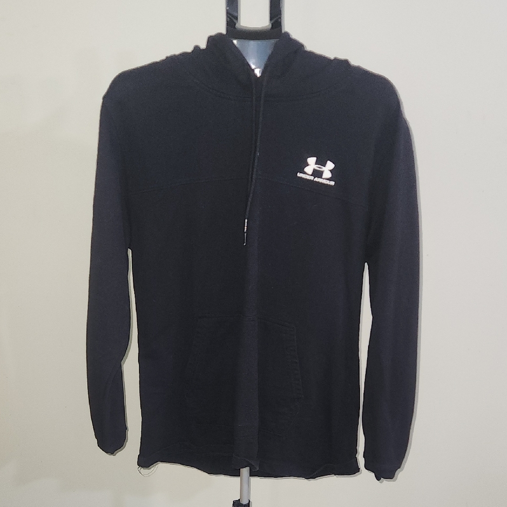 Under Armour Black Lightweight Hoodie. Size XL.
